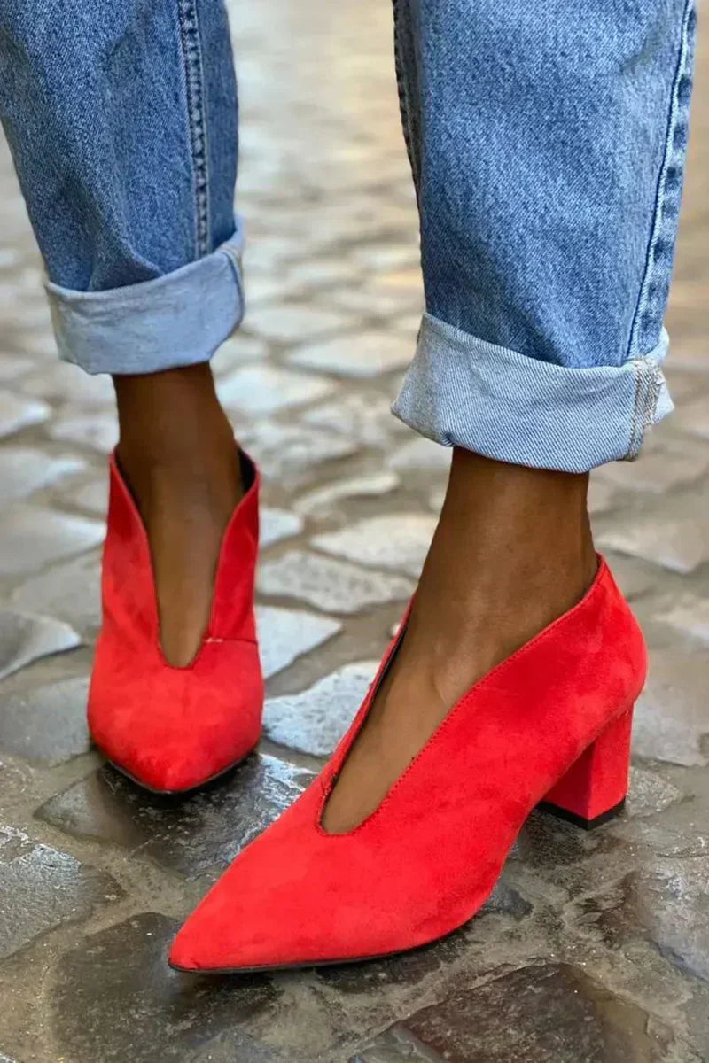 Red / 8 US | 39 EU