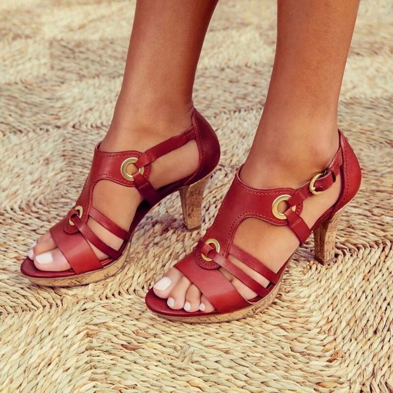 Scarlet Red / 9.5
